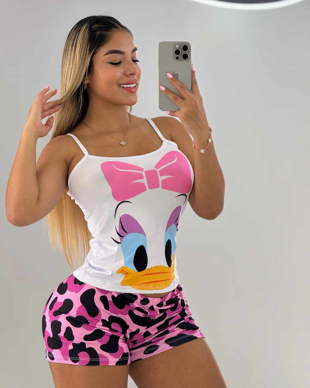 PIJAMA SHORT NEW X MEDIA DOCENA ( CADA UNA $25.000) SE ENVIAN SURTIDAS